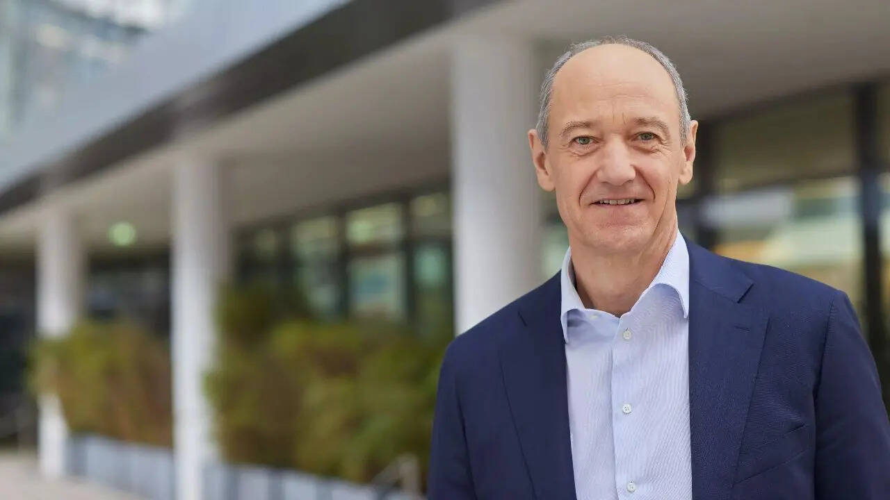 Siemens CEO says company to prioritise AI investments in the US and China over Europe