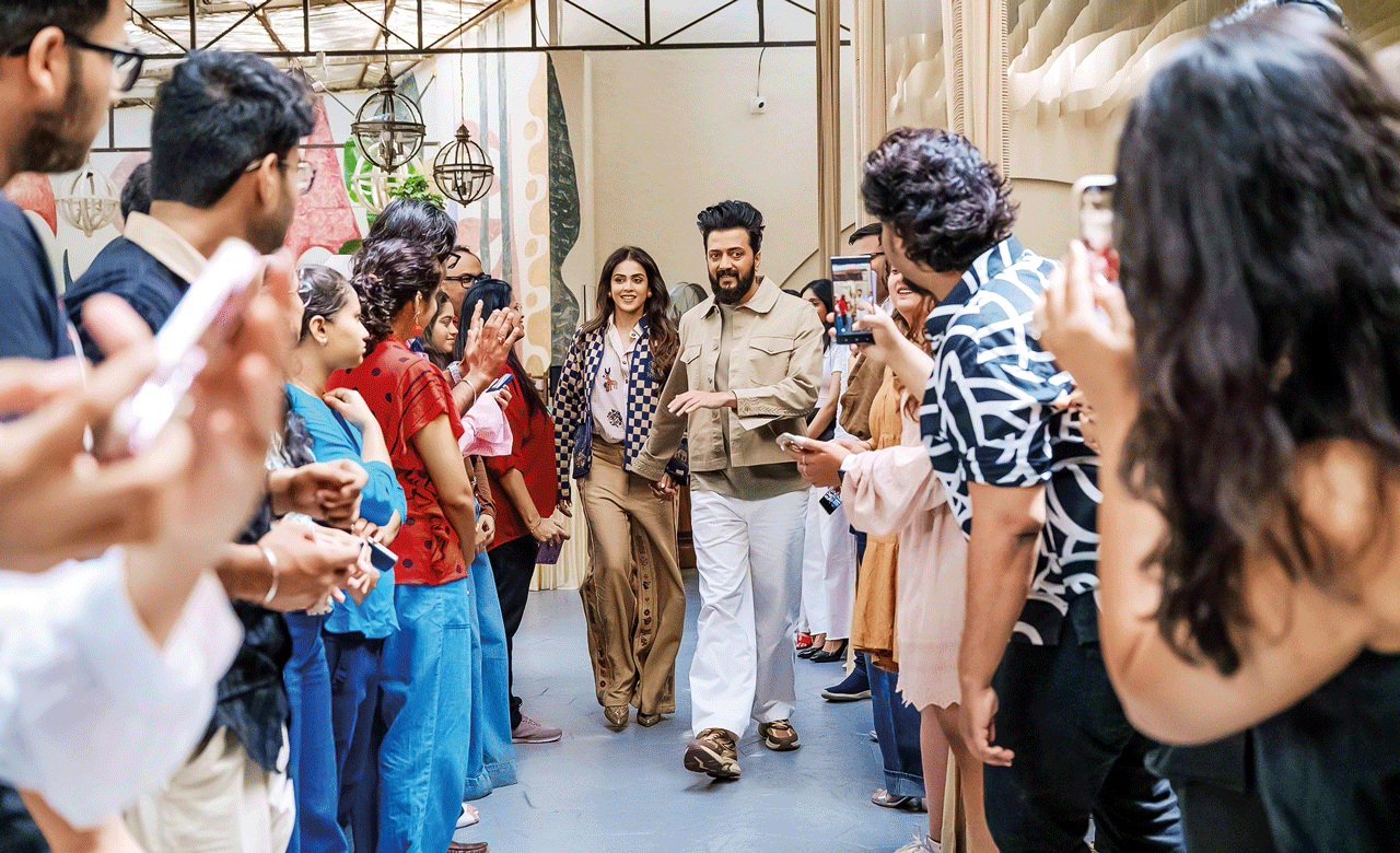 Ritiesh_Deshmukh_Genelia_Pic_Tejas_Kudtarkar_7