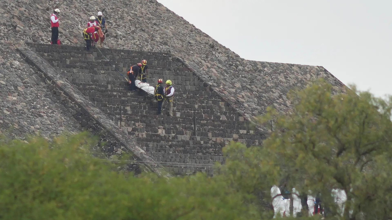 Canadian tourist killed, 13 injured in Mexico pyramid shooting