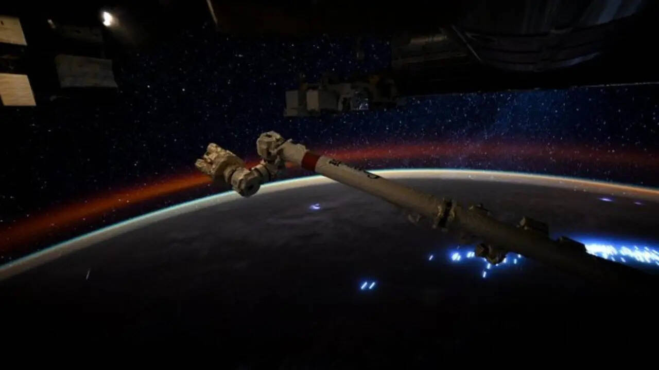 Nasa astronaut captures stunning rare Lyrid meteor shower