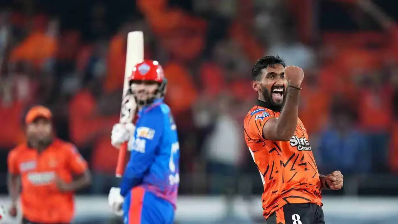 IPL Live Score: All eyes on Rizvi as DC look to chase down 243