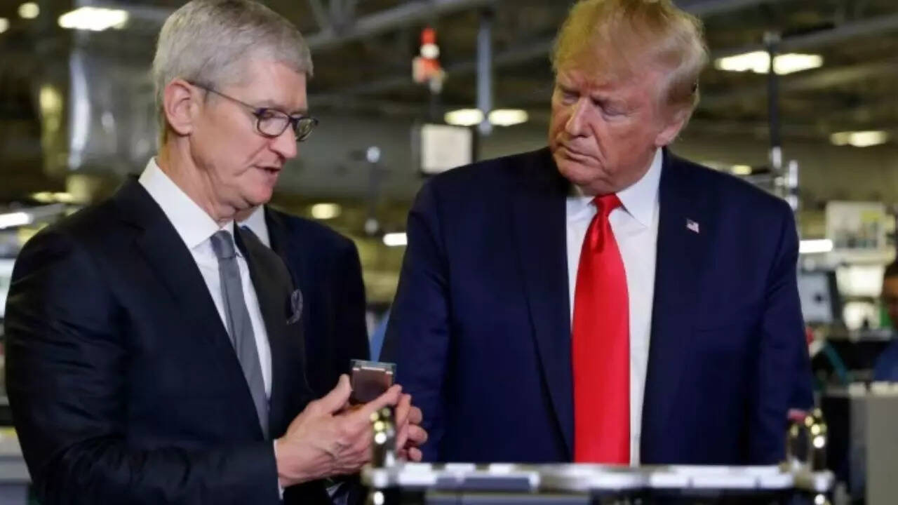 Apple CEO Tim Cook steps down: Why Trump’s post is going viral