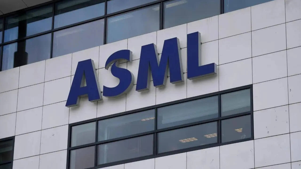 Europe's most valuable company is laying off 1,700 employees: These are the jobs that will be cut