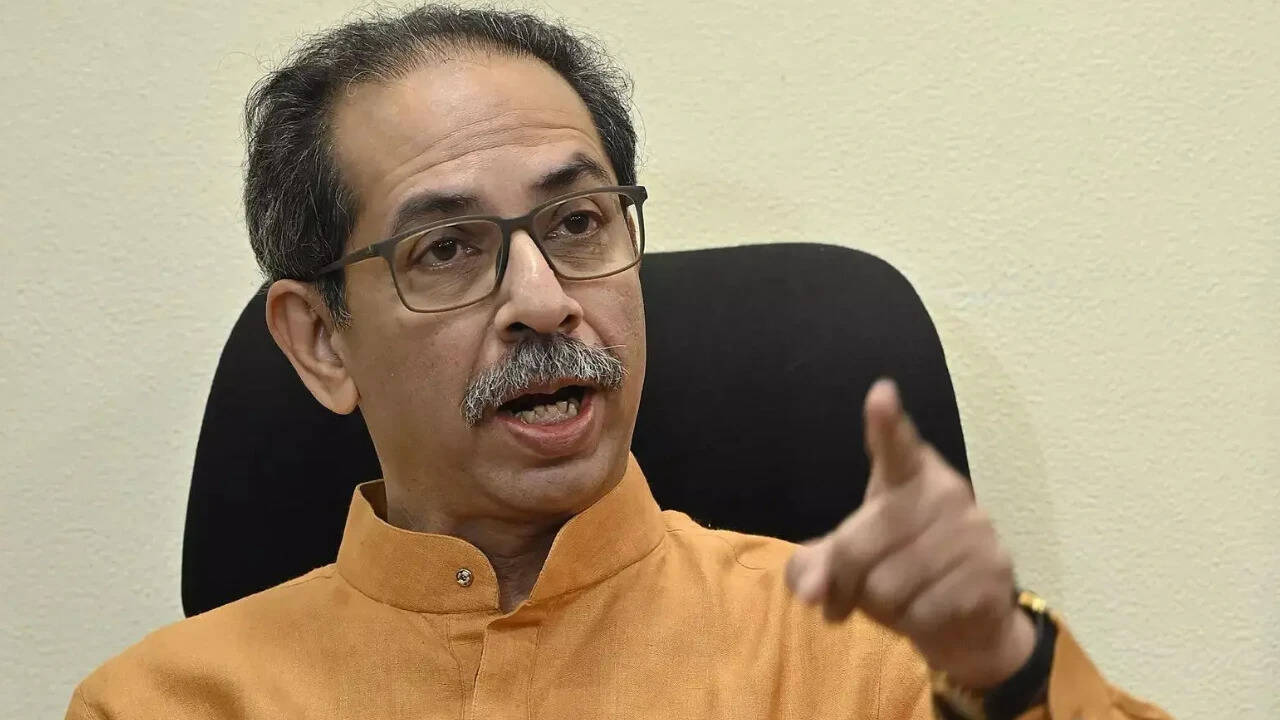 ‘Fighting like tigress’: Uddhav Thackeray lauds Mamata Banerjee; expresses optimism over Bengal victory