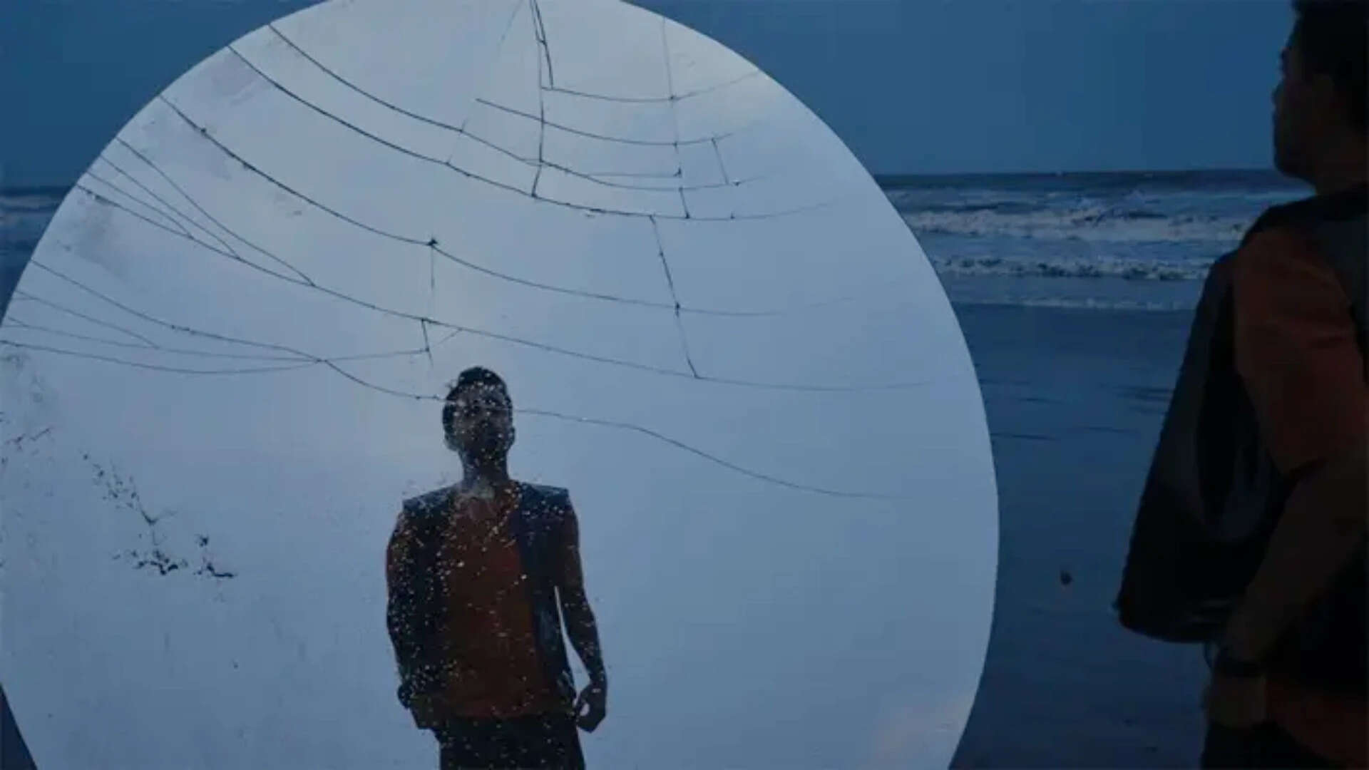 P4_SS_Mirror Scene (1)