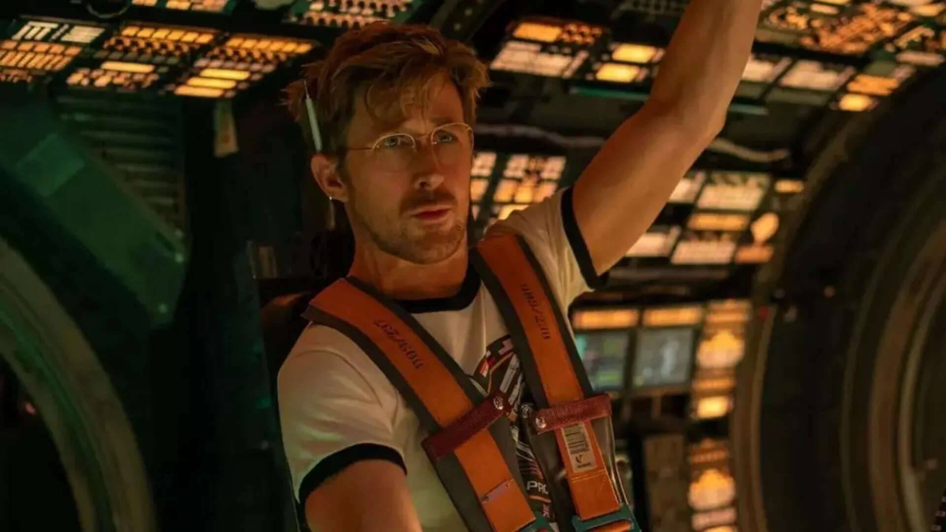 Andy Weir on Ryan Gosling’s looks