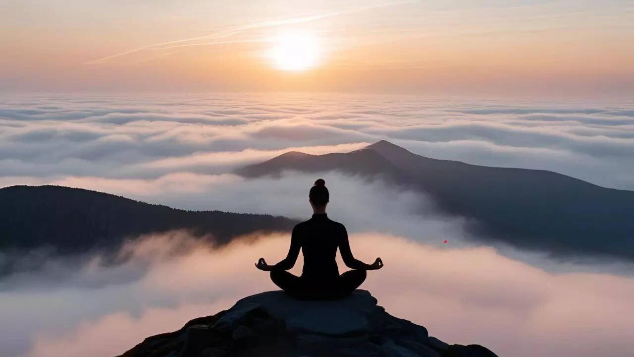 How do people manifest?