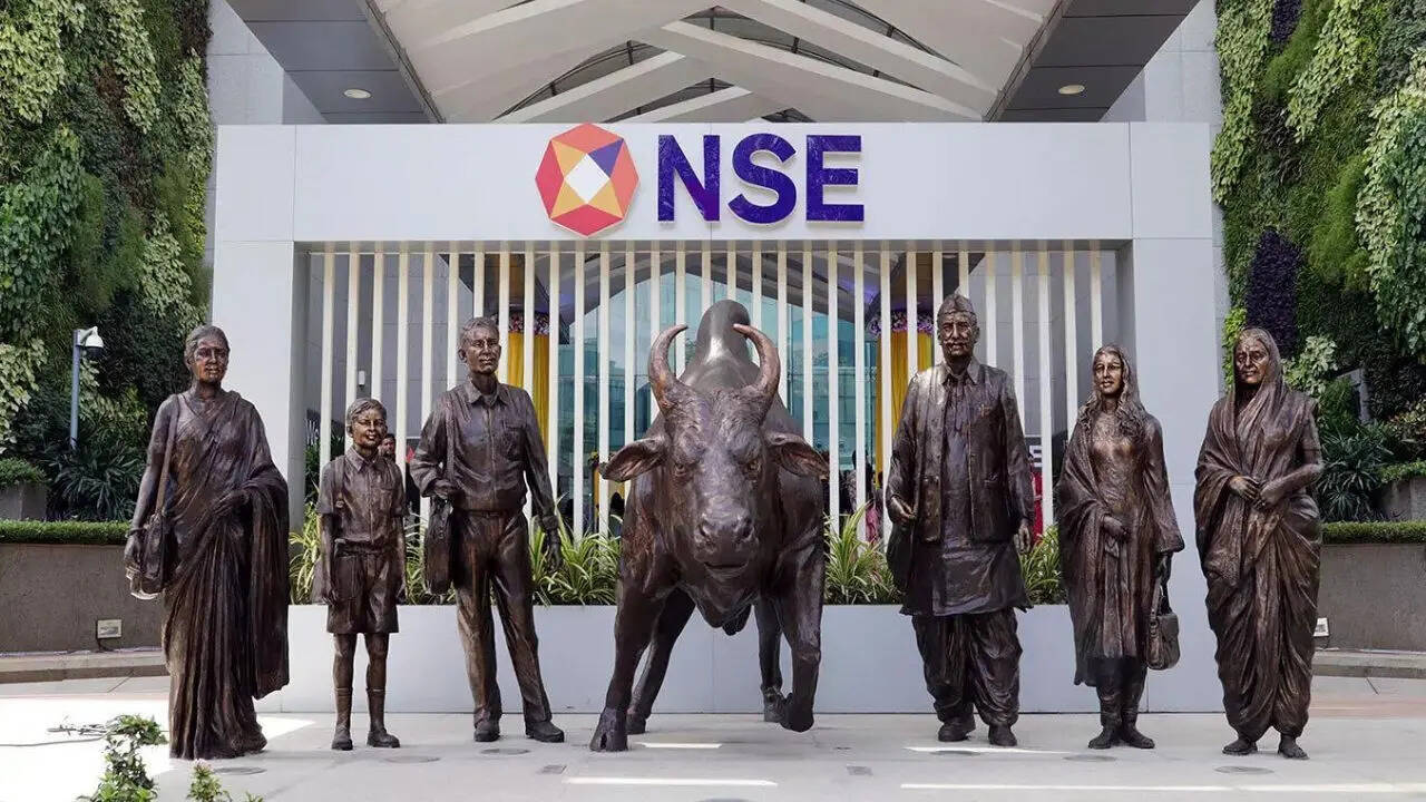 NSE nears IPO as Sebi panel clears Rs 1.8k crore settlement