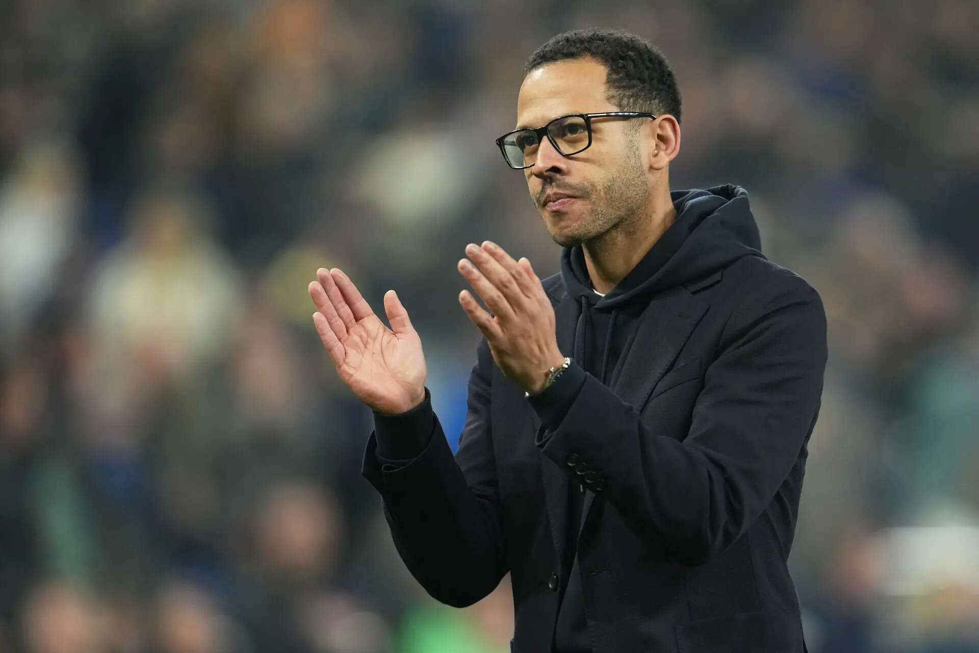 Chelsea sack coach Rosenior as Blues hit historic low with five straight defeats