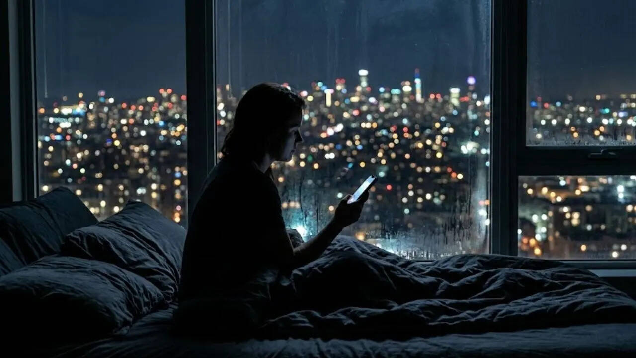 Quiet nights filled with screens, not rest (AI image used for representational purpose only)