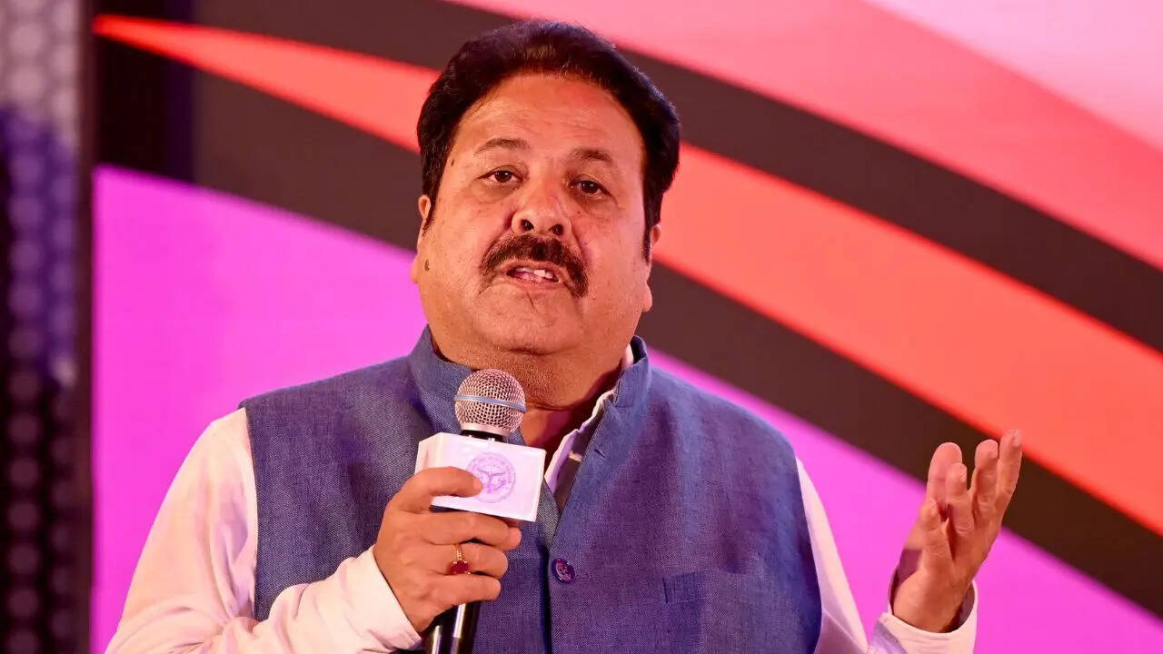 Should Agarkar continue till 2027 World Cup? Rajeev Shukla weighs in