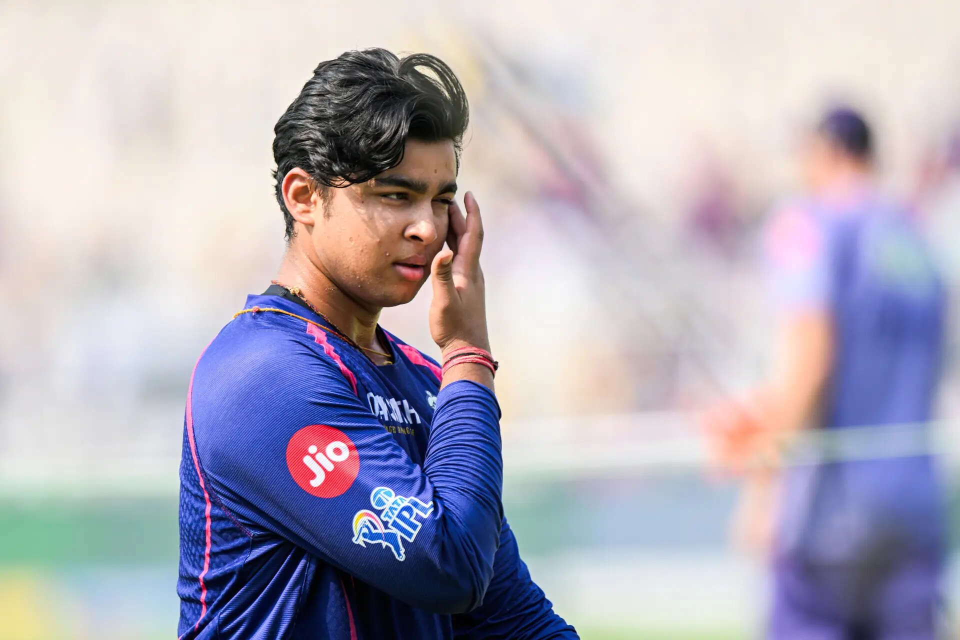 Sooryavanshi switches to MS Dhoni mode ahead of SRH clash - Watch