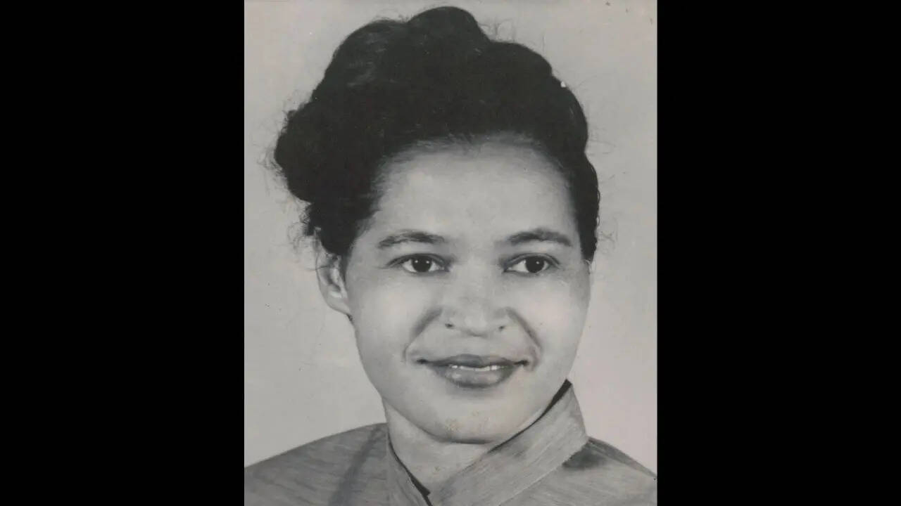 Quote of the day by Rosa Parks: "You must never be fearful about what you are doing when it is right."