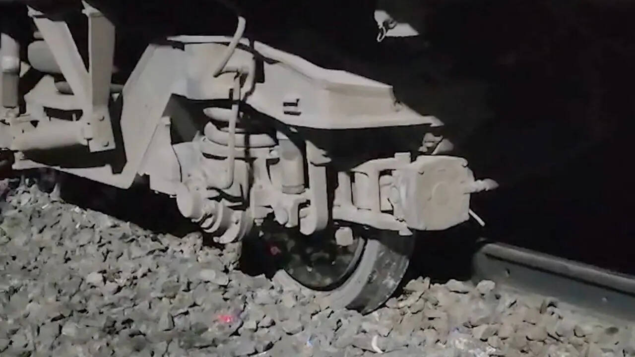 Vande Bharat derailment: Coach slips off tracks at Pune station