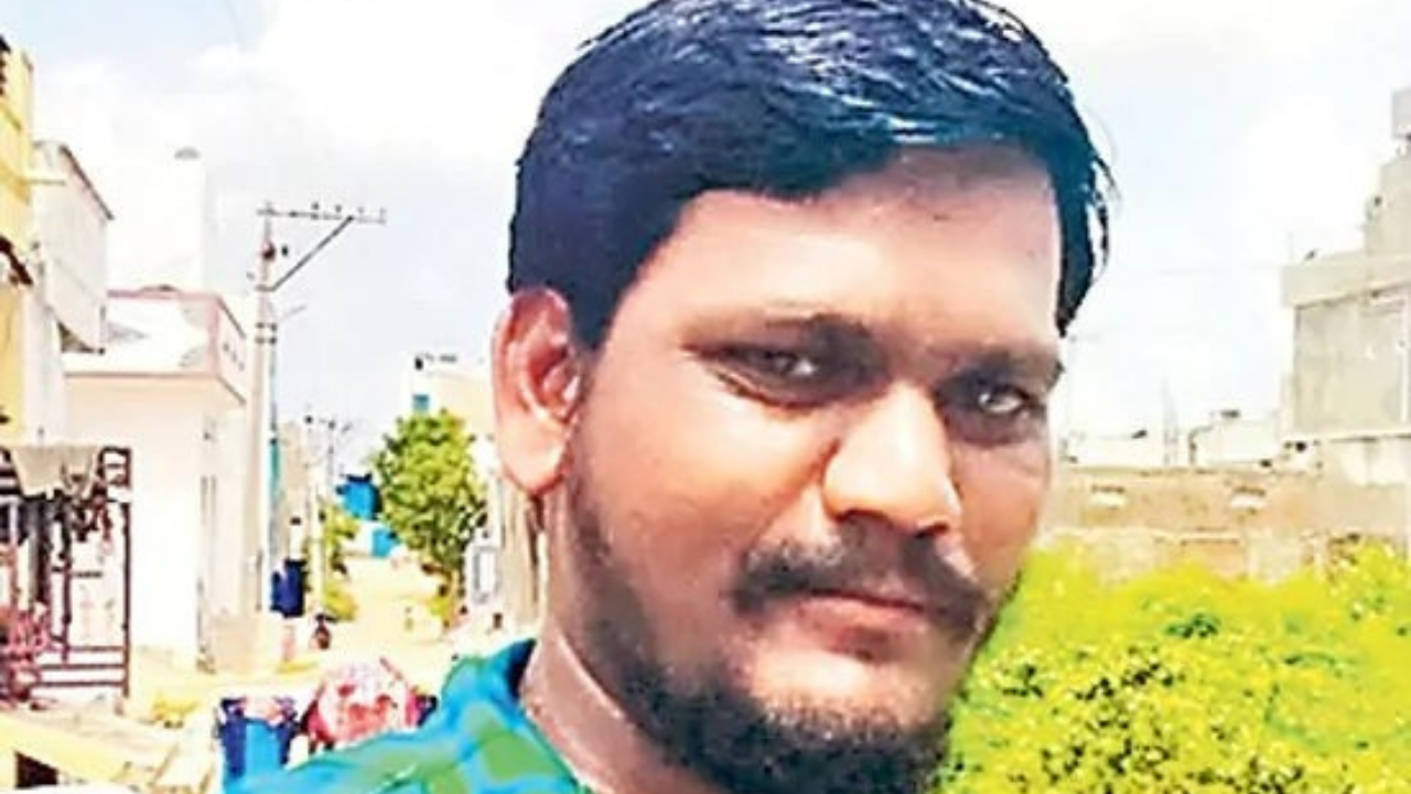 Last supper: No chicken for dinner, Telangana man shouts at wife, she kills him with sickle