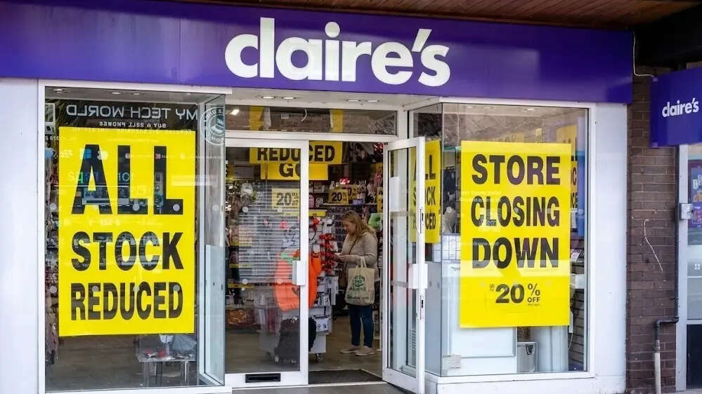 Claires shuts 154 UK stores overnight as 1300 jobs lost in major high street collapse
