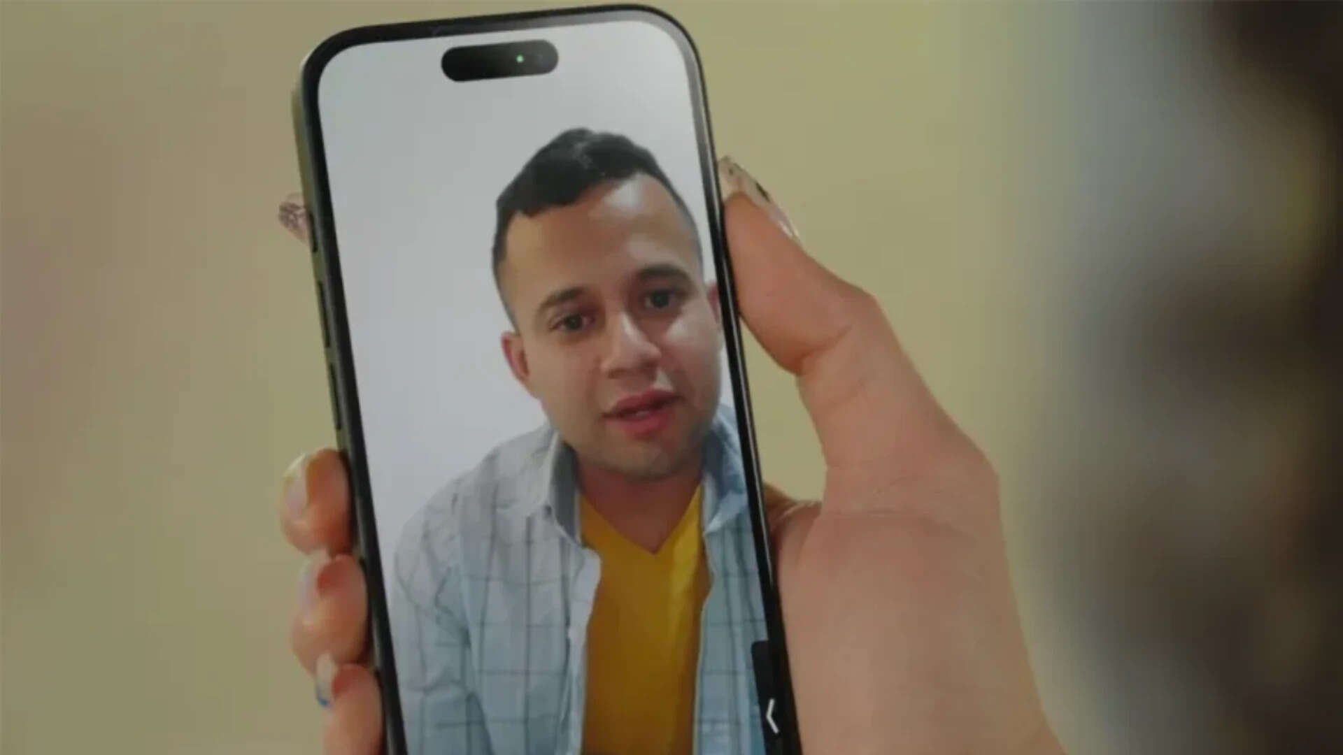 30-year-old man allowed to return to US after being deported; missed birth of son