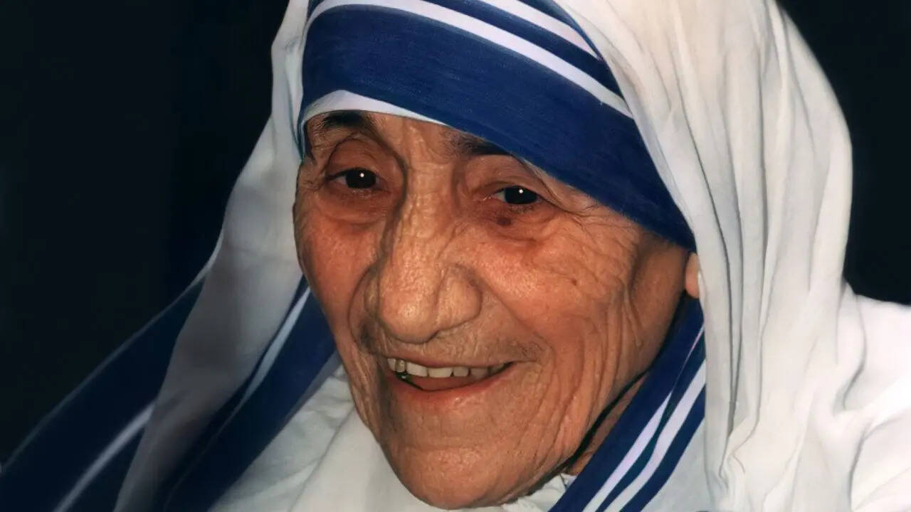 Quote of the day by Mother Teresa: “I alone cannot change the world, but I can cast a stone across the waters to create many ripples.”
