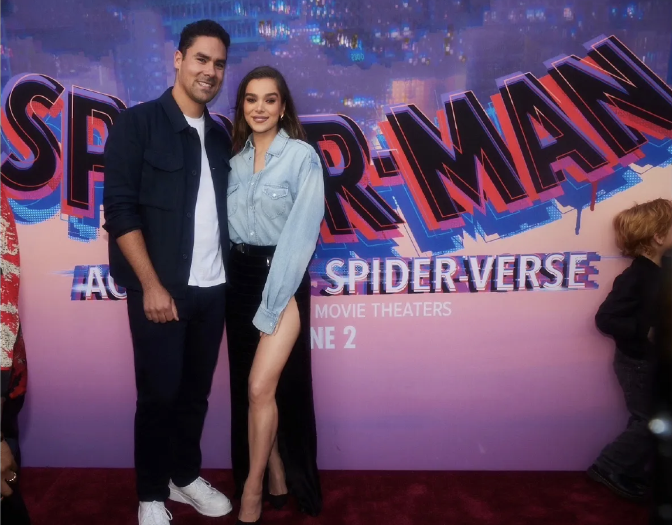 Hailee Steinfeld with her brother