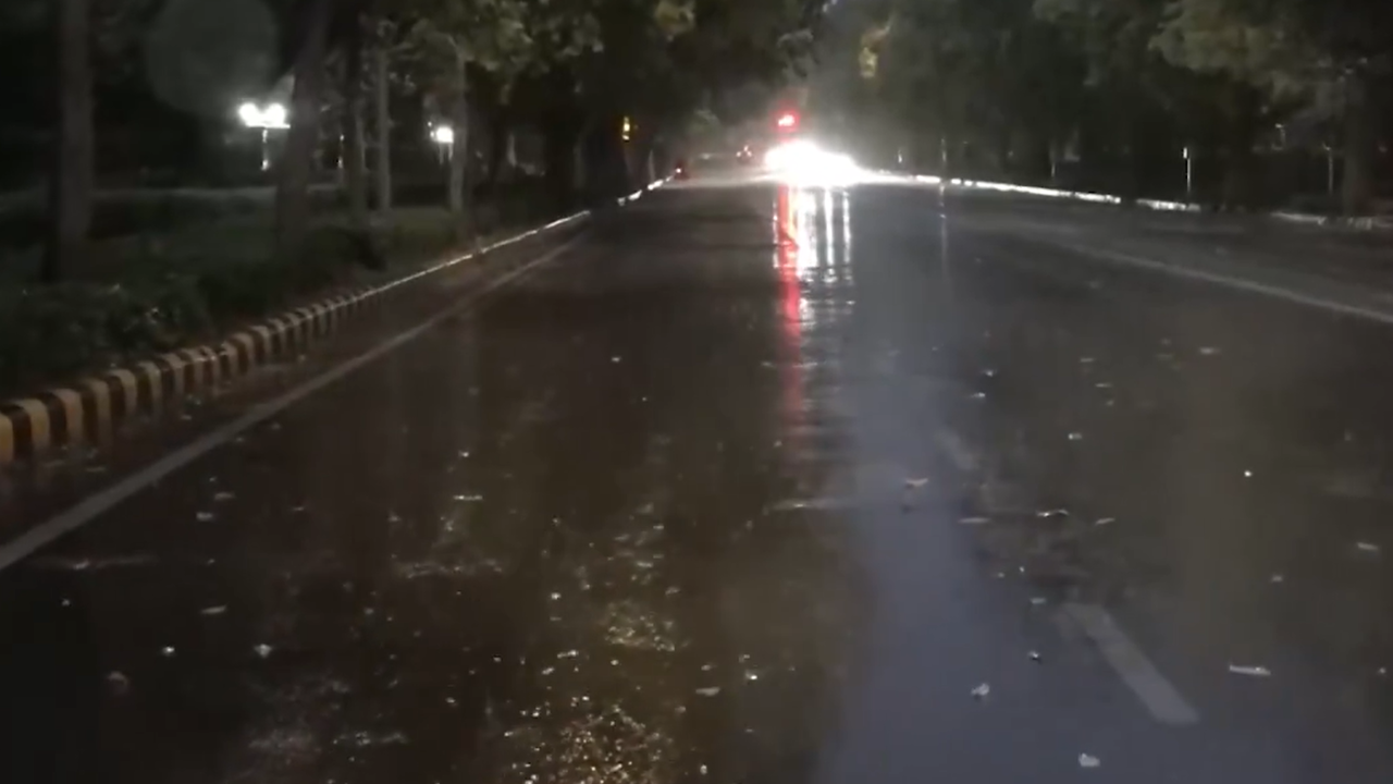 Relief from heat as rain lashes parts of Delhi-NCR; IMD issues alerts for thunderstorms