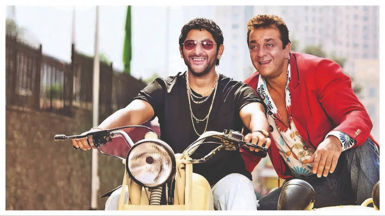 Arshad Warsi as Circuit in a still from Munna Bhai MBBS