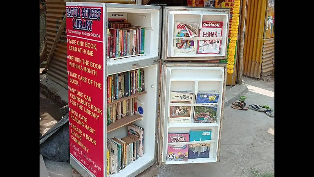 The initiative began with a defunct refrigerator and 500 children's books that he bought from his own personal income.