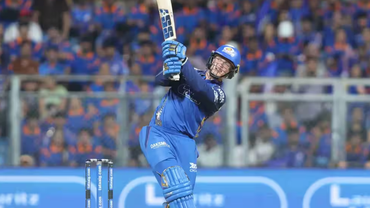 MI vs SRH Live Score: Rickelton goes berserk, Naman Dhir joins the charge