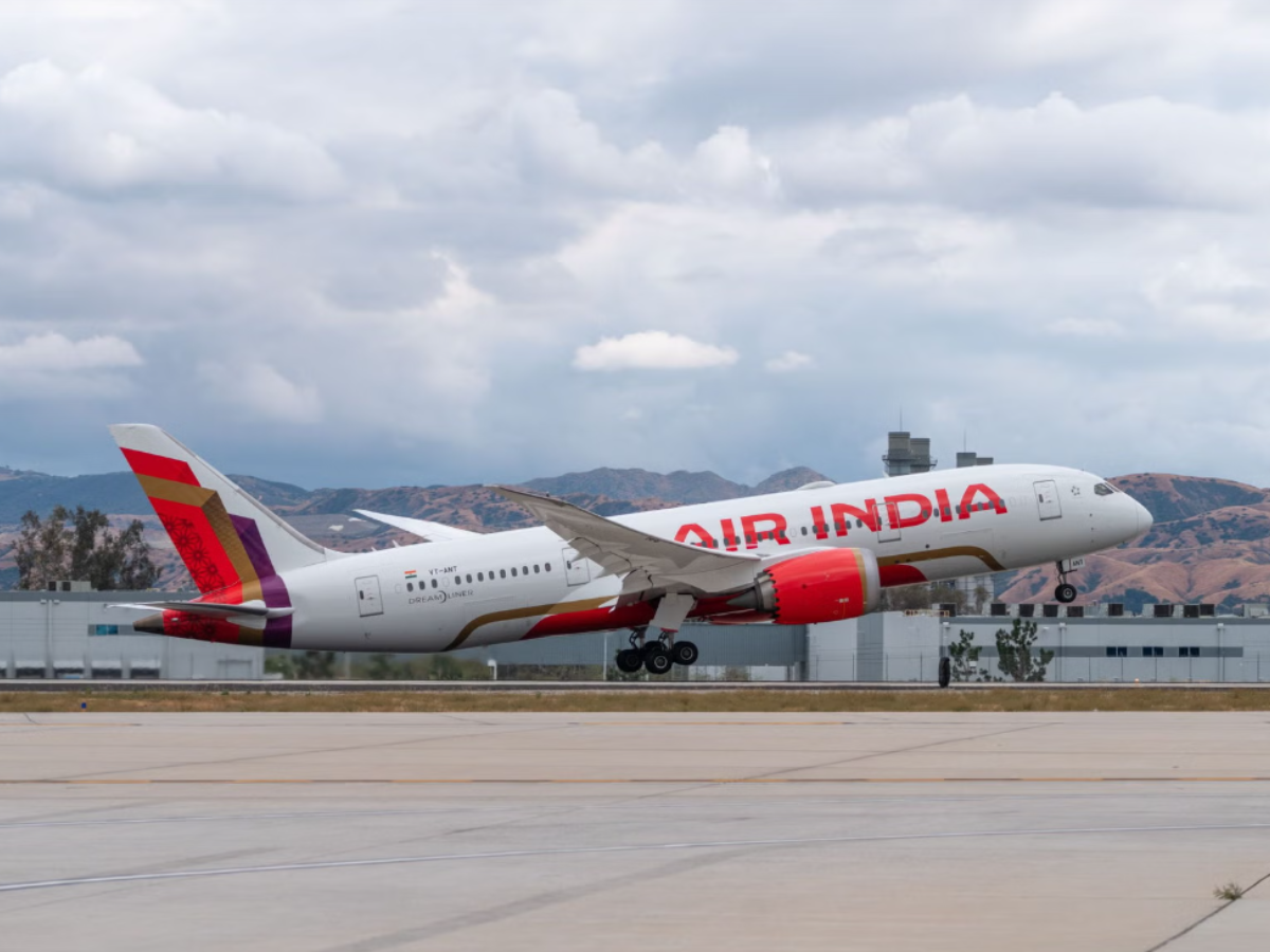 Air India may make meals optional on domestic and short international flights