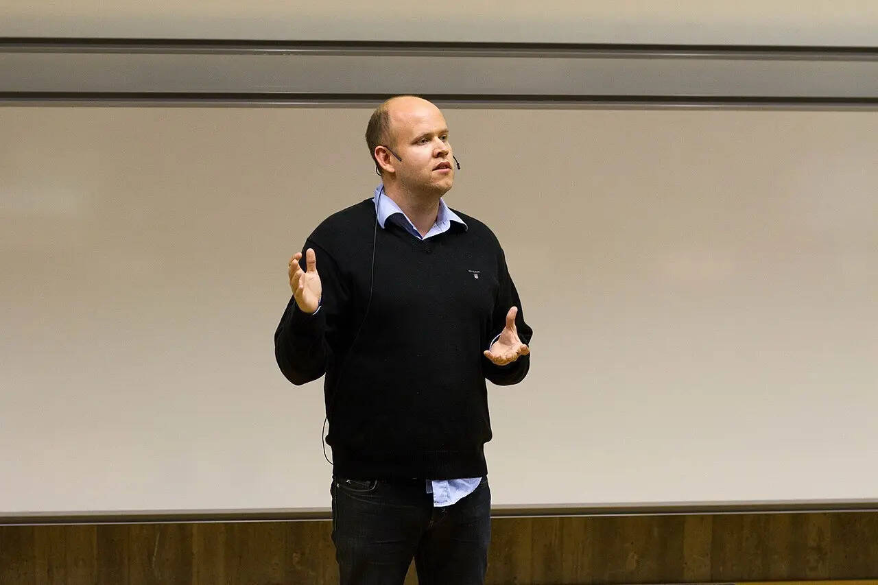 Mr_Spotify_(5576653027)