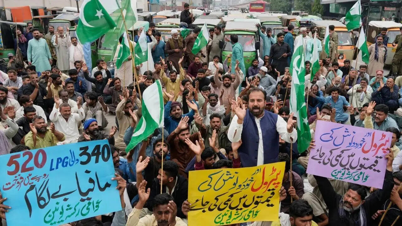 ‘No strategic oil reserves like India’: Pakistan admits vulnerability as fuel crisis deepens