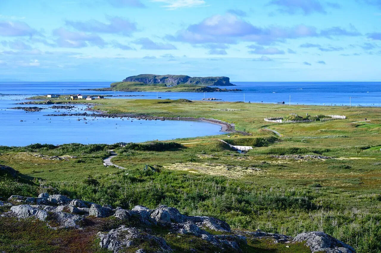 2022-08-27_05_View_of_L'Anse_aux_Meadows,_NFL_CAN
