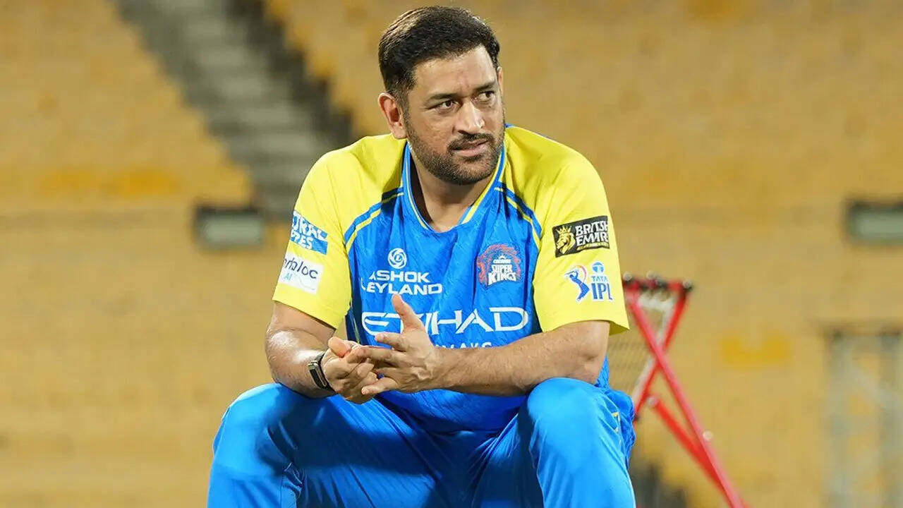 Why is MS Dhoni missing from CSK dugout? Hussey reveals selfless call