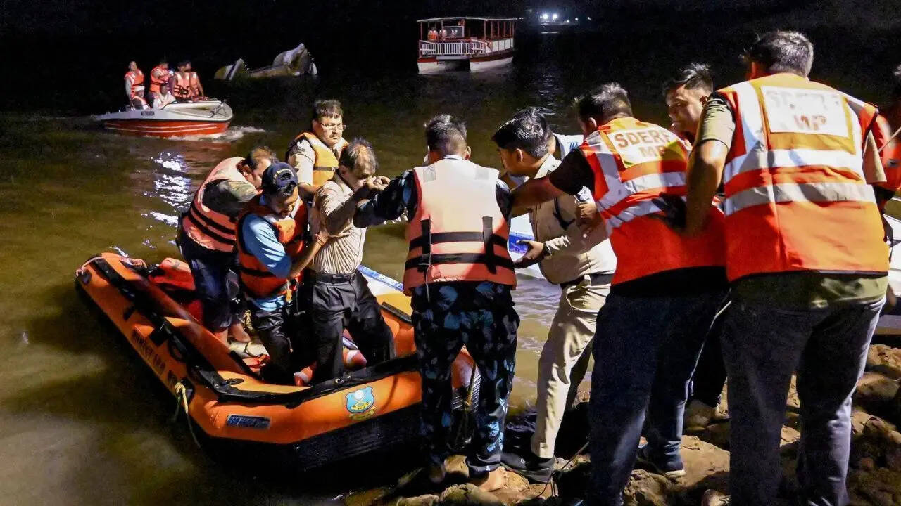 ‘Save me’: Delhi woman’s last video call before MP cruise boat tragedy that killed 3