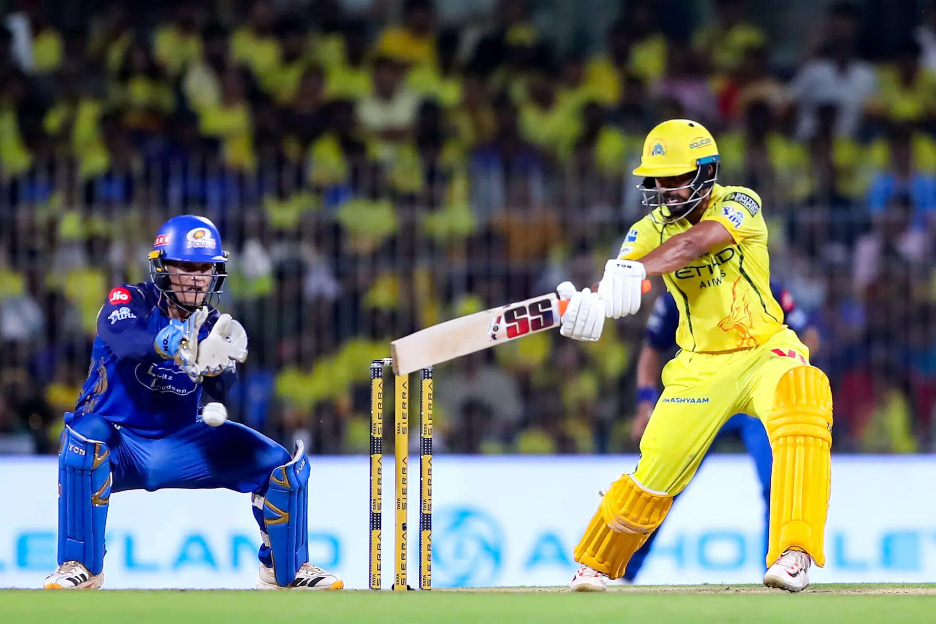 Ruturaj Gaikwad masterclass sinks MI as CSK keep playoff hopes alive