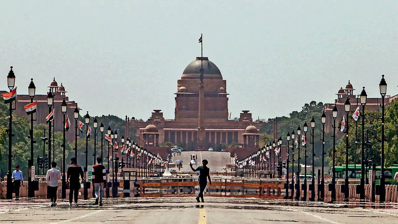 As per AQI.in, all of the world’s top 50 hottest cities were located in India as of late April 2026, with average peak temperatures touching 44.7°C across these cities