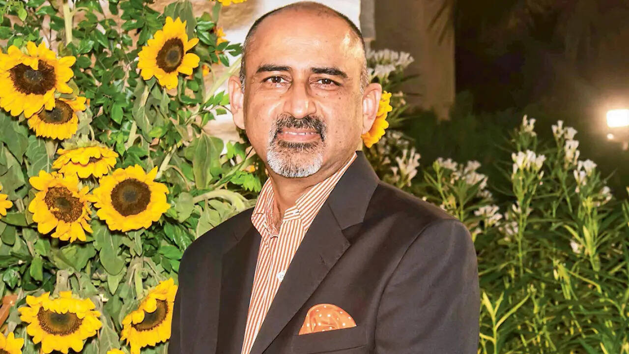 Dr Anupam Sibal