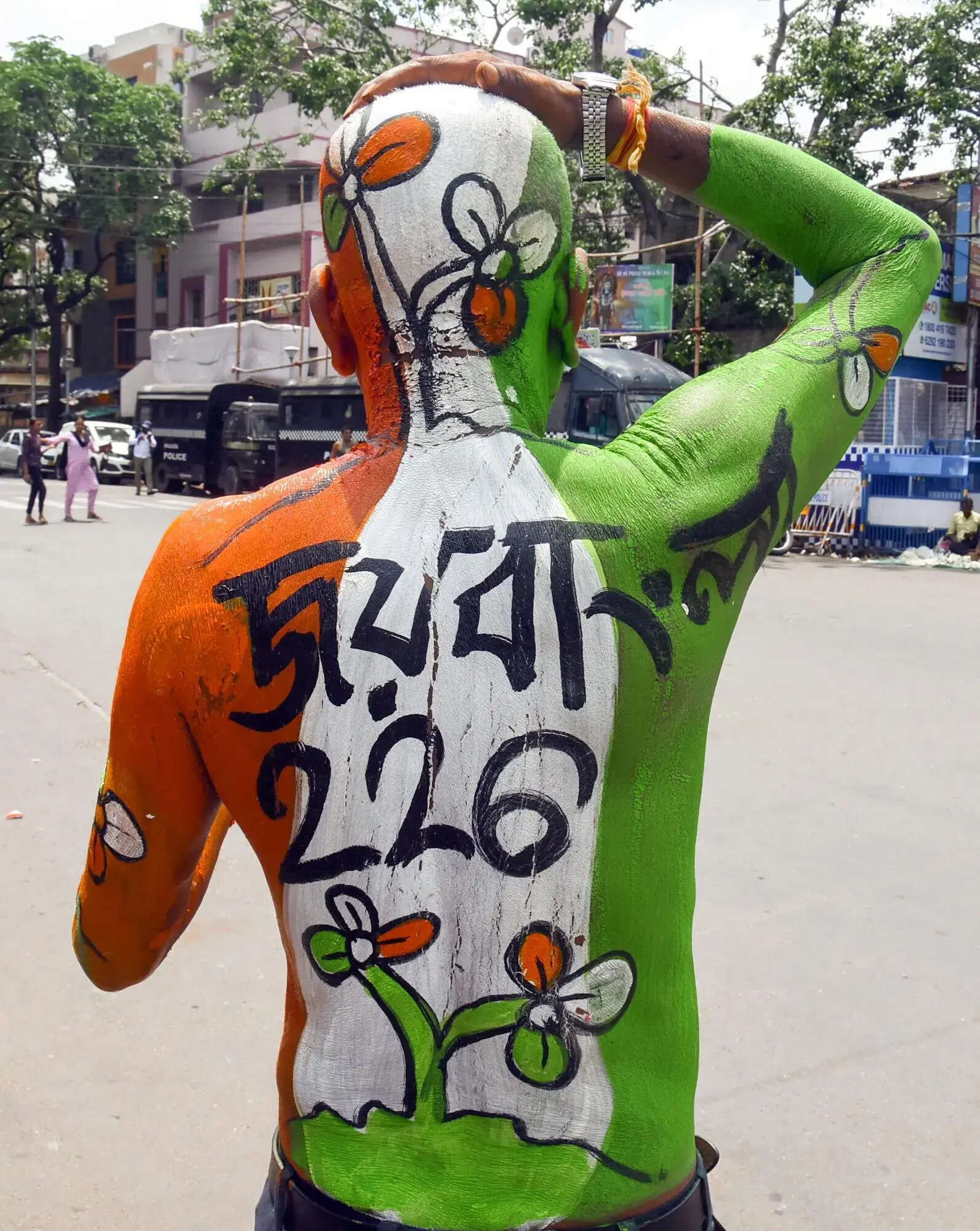 Kolkata [West Bengal], May 04 (ANI)_ A stark atmosphere in and around West Benga....
