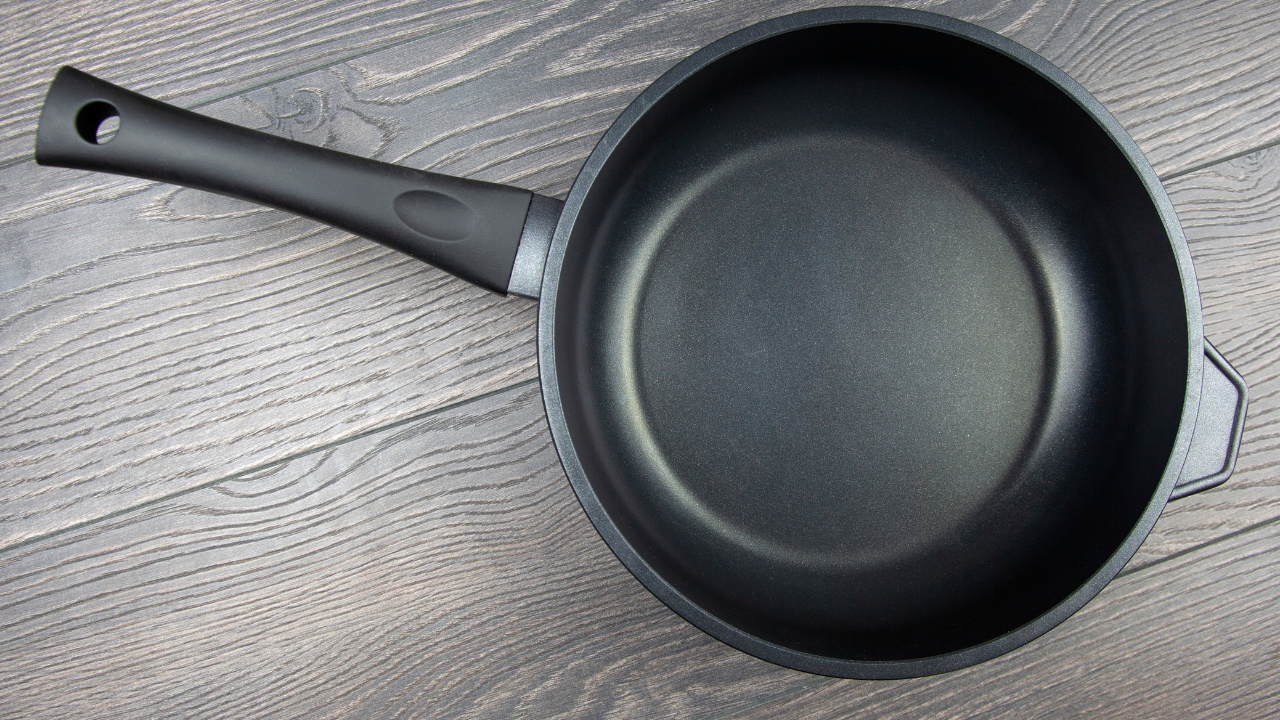 Teflon-coated non-stick pans