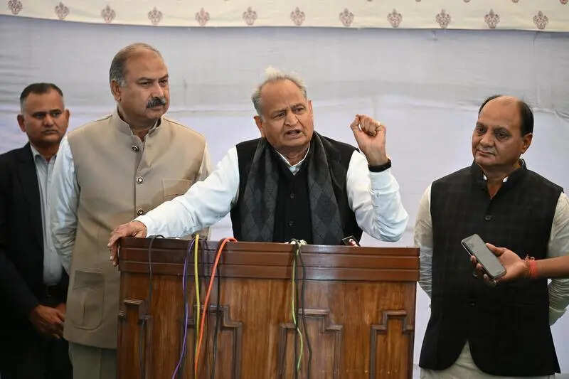 msid 130868785,imgsize 34994 https://jaipur.visitinrajasthan.com/wp-content/uploads/2023/10/cropped-cropped-R-2.png