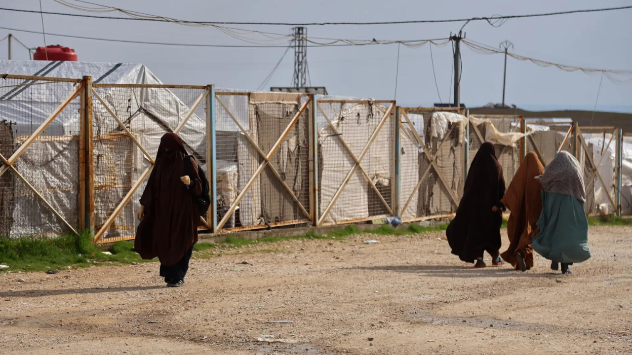 Australia arrests 3 women returning from Syria over alleged IS links, slavery offences