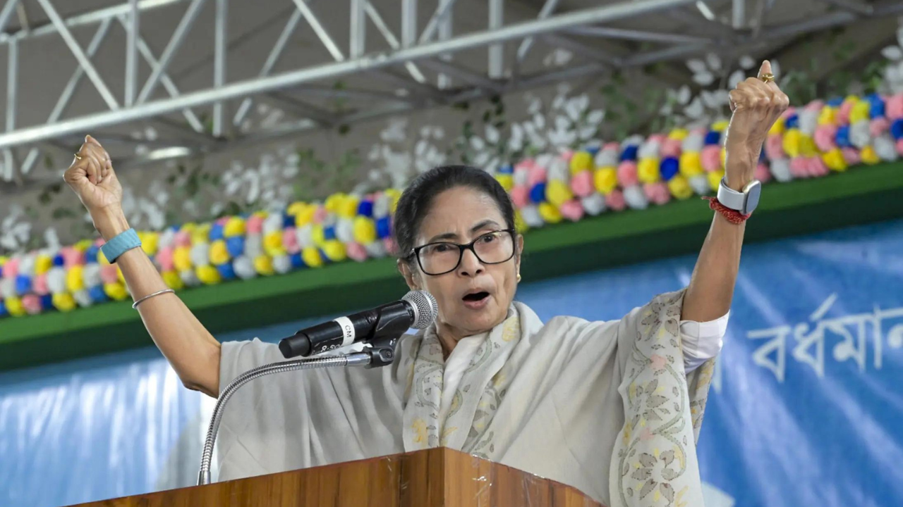 West Bengal: Governor dissolves assembly even as Mamata Banerjee refuses to quit