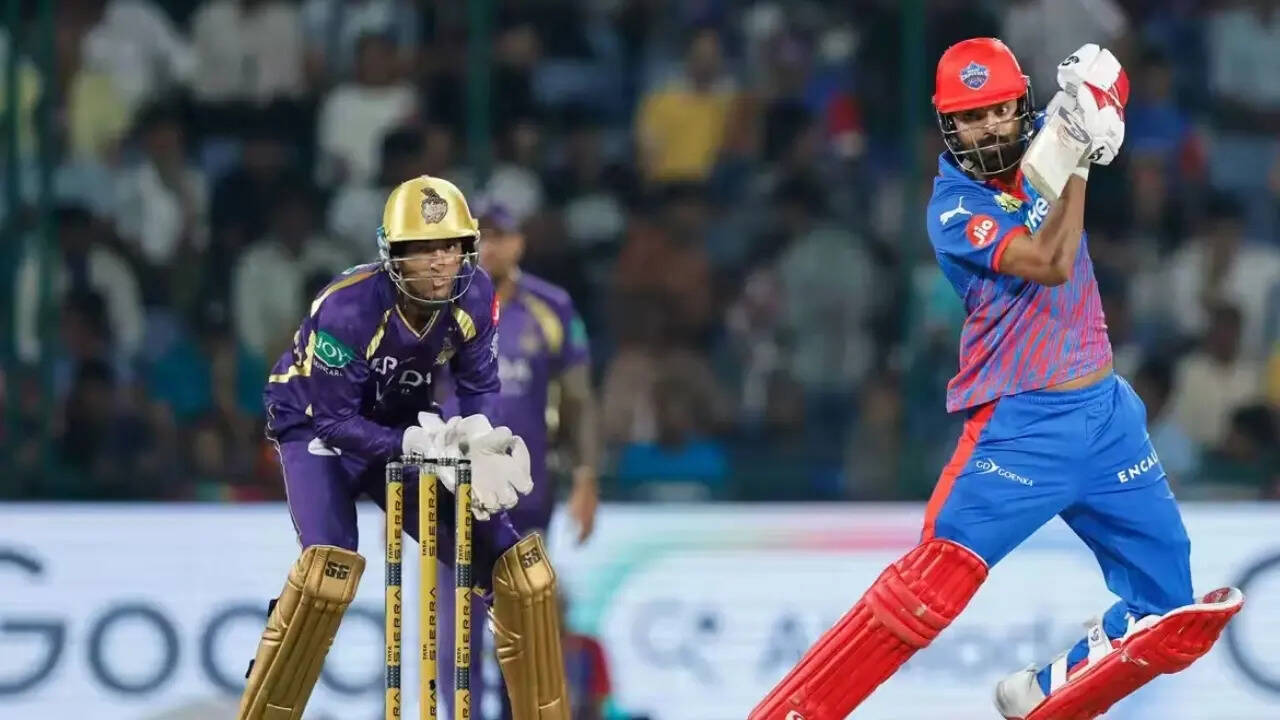 'They don't hit sixes': Gavaskar slams Rahul and Nissanka approach against KKR