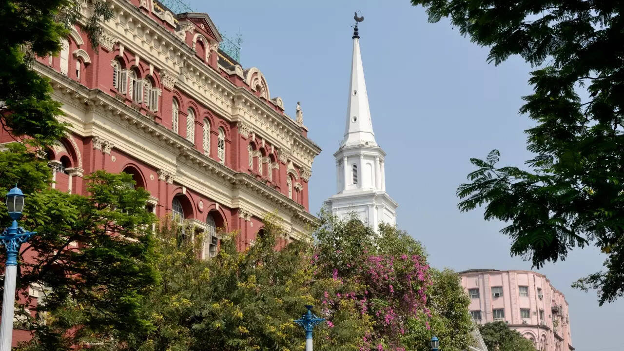 Kolkata: Writers’ buildings to turn saffron to welcome new CM