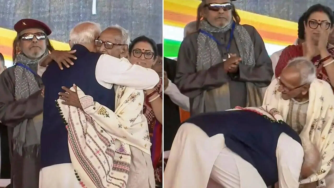 Watch: PM Modi touches feet of 98-year old Makhanlal Sarkar during West Bengal swearing-in ceremony – who is he?