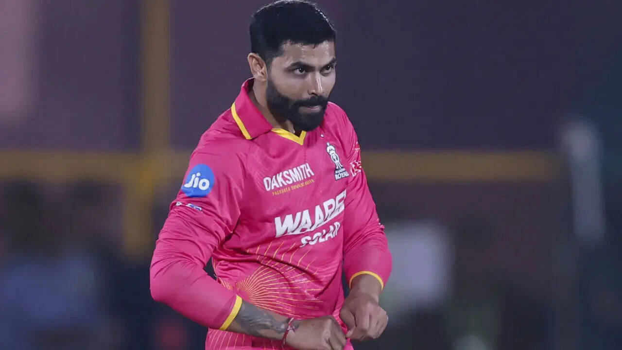 Ravindra Jadeja’s ‘player in pocket’ send-off to Jos Buttler goes viral – watch