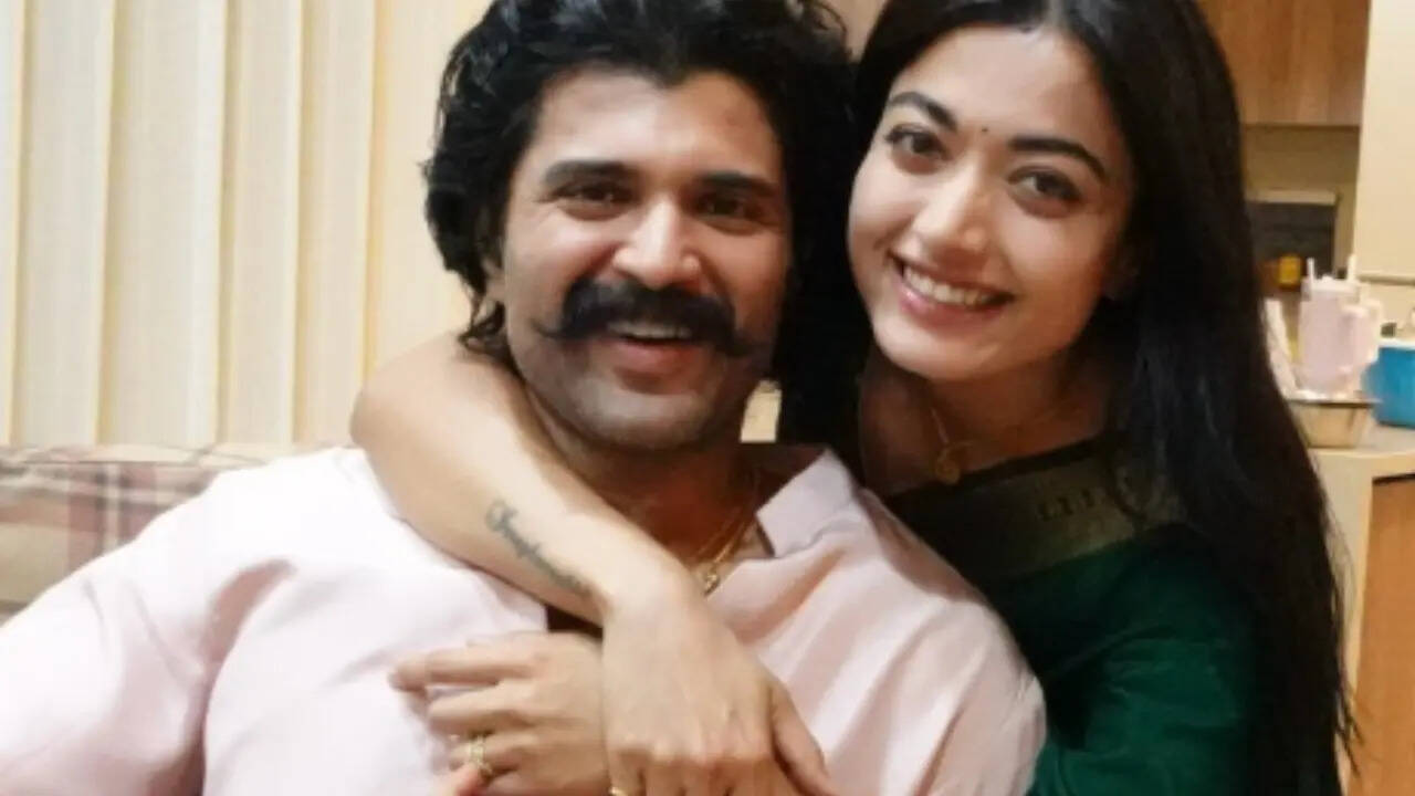 Rashmika drops glimpse into Vijay's 1st birthday celebration after their wedding