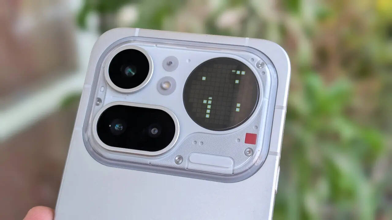 Nothing Phone 4a Pro camera design