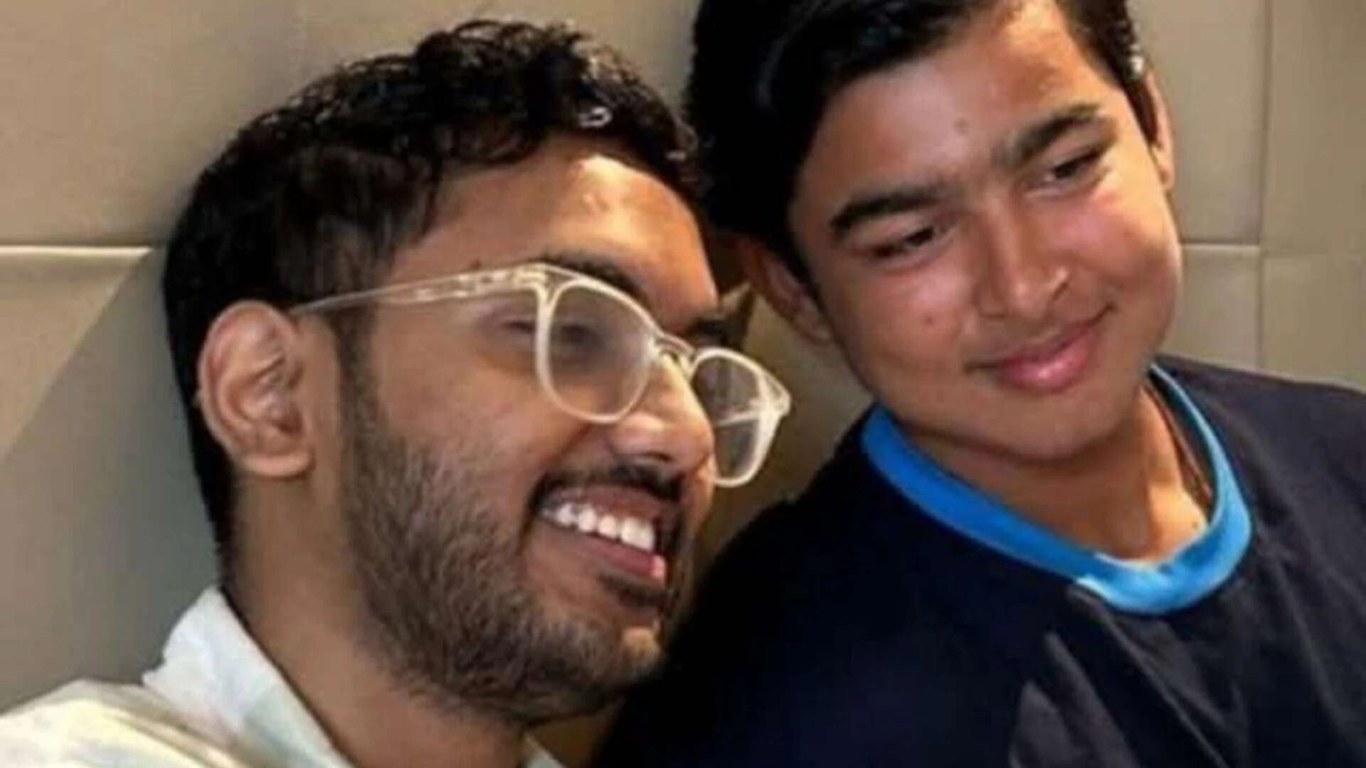 <br><p style="line-height: 1.38">UPSC rank-holder Abhishek Chauhan, uncle of cricketer Vaibhav Suryavanshi, on family, values and success secret</p><br>