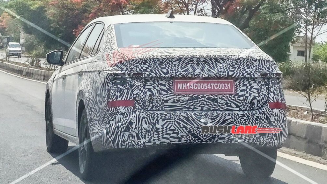 Skoda Slavia facelift spied testing