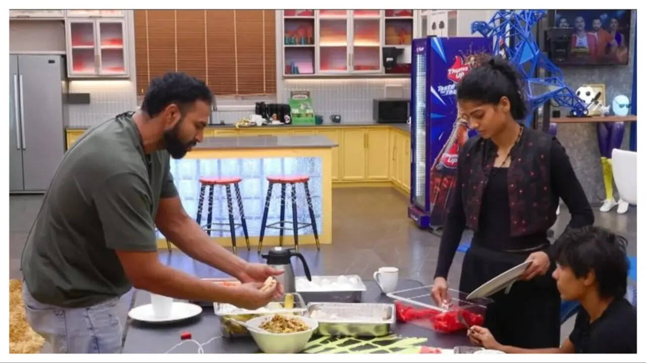 Sachin Yadav with Battleground Season 2 co-contestants